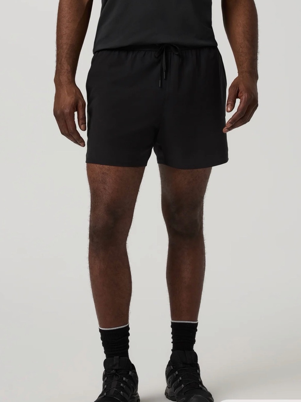 Vuori Men’s “Course” Run Short 5” Inseam with Liner (L) *BESETSELLER*